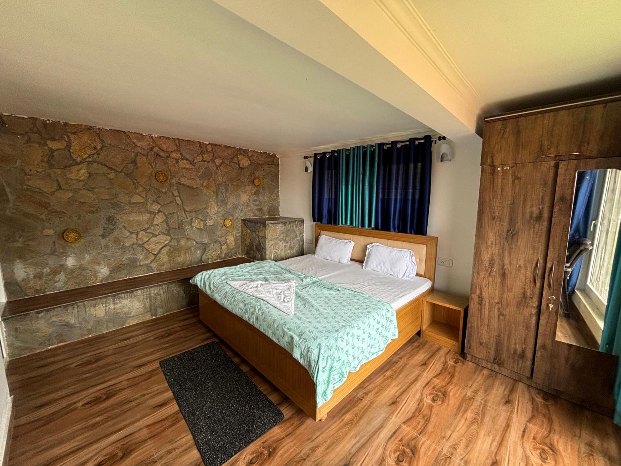 Indus Valley Mukteshwar Villa Eksteriør billede