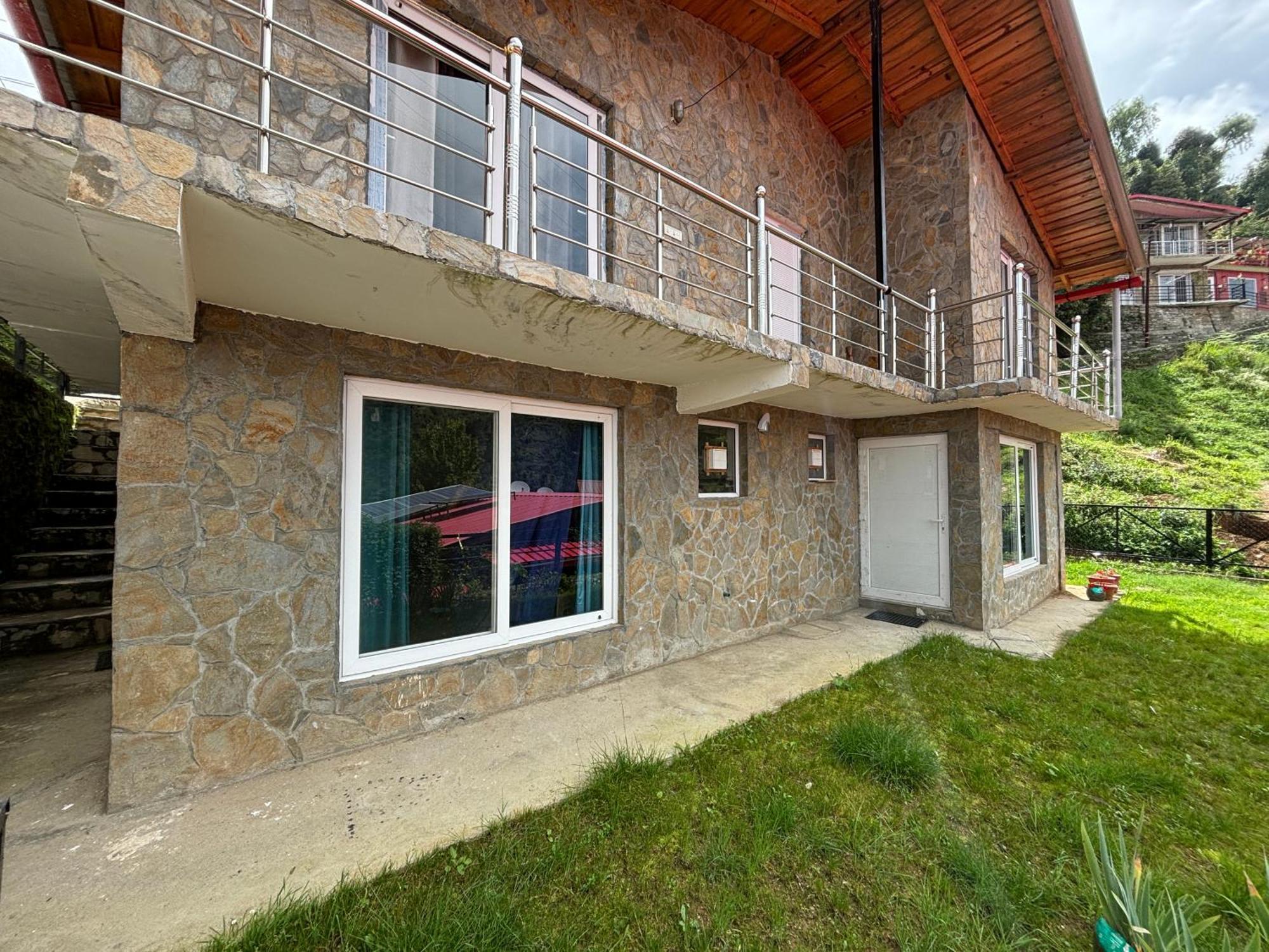 Indus Valley Mukteshwar Villa Eksteriør billede