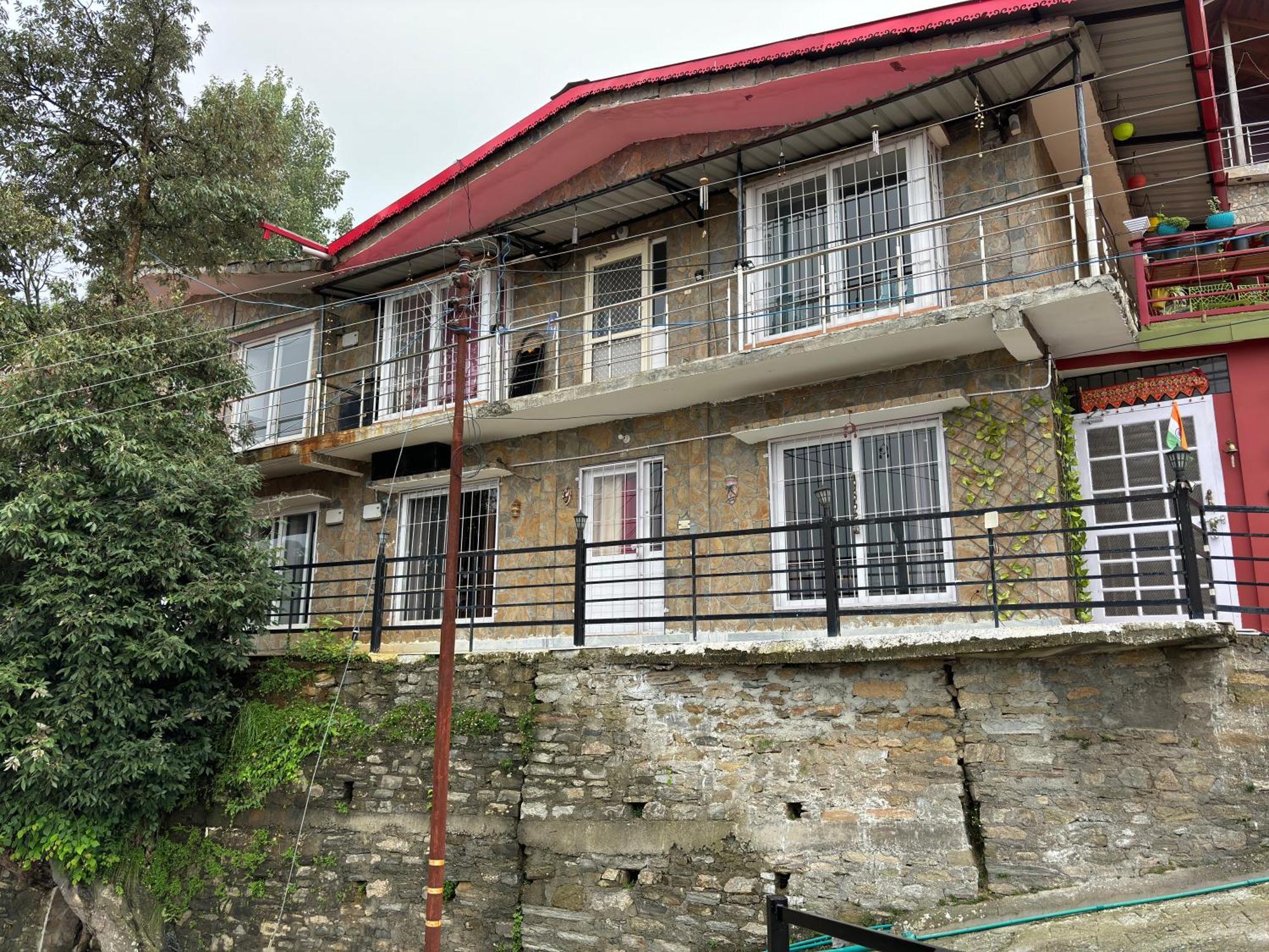 Indus Valley Mukteshwar Villa Eksteriør billede