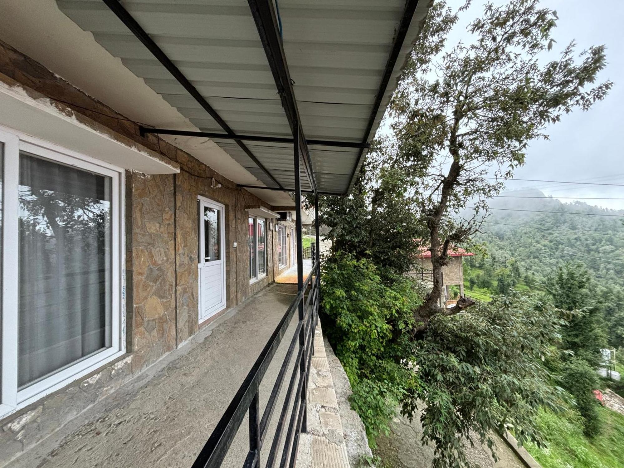 Indus Valley Mukteshwar Villa Eksteriør billede