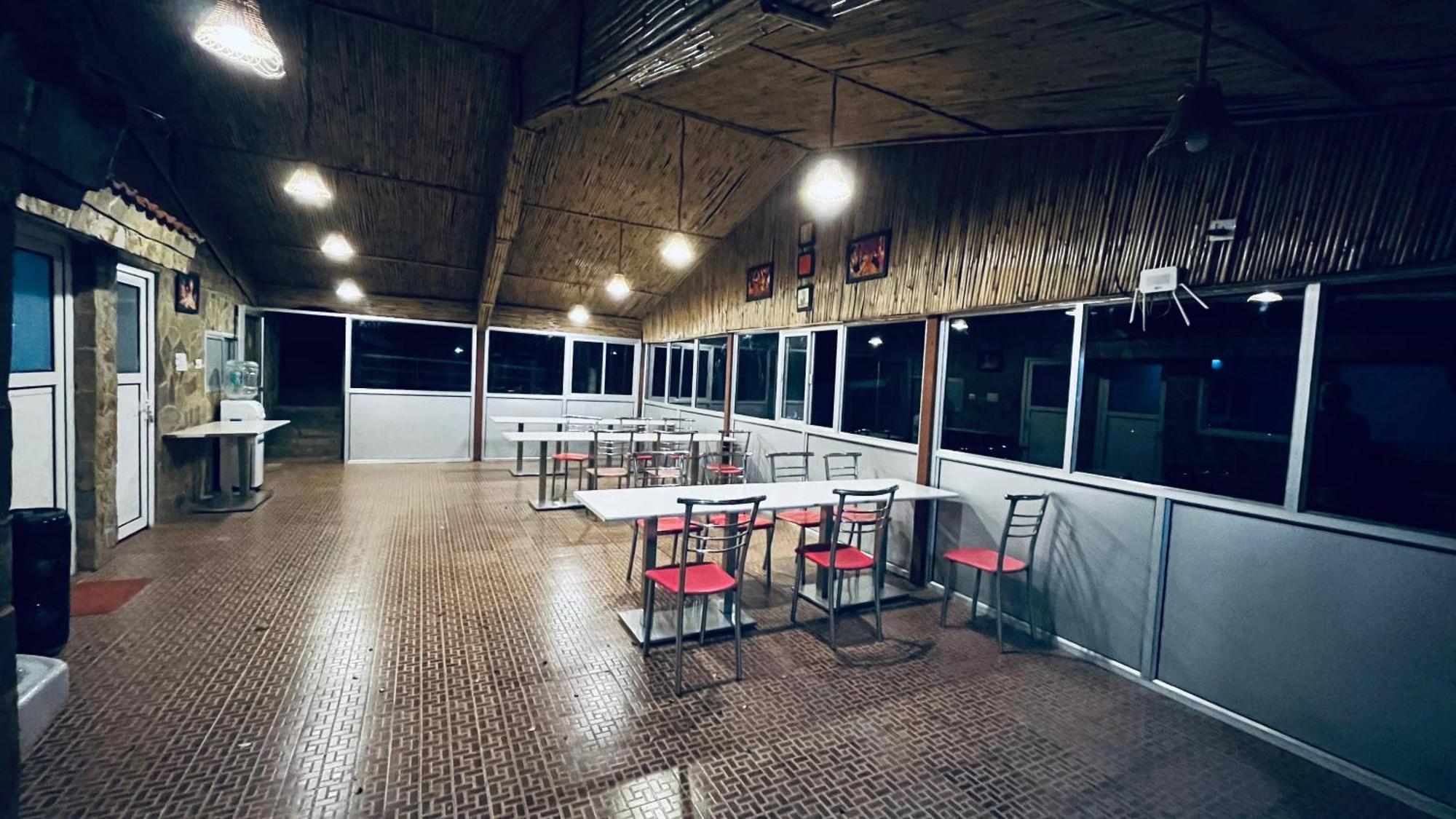 Indus Valley Mukteshwar Villa Eksteriør billede